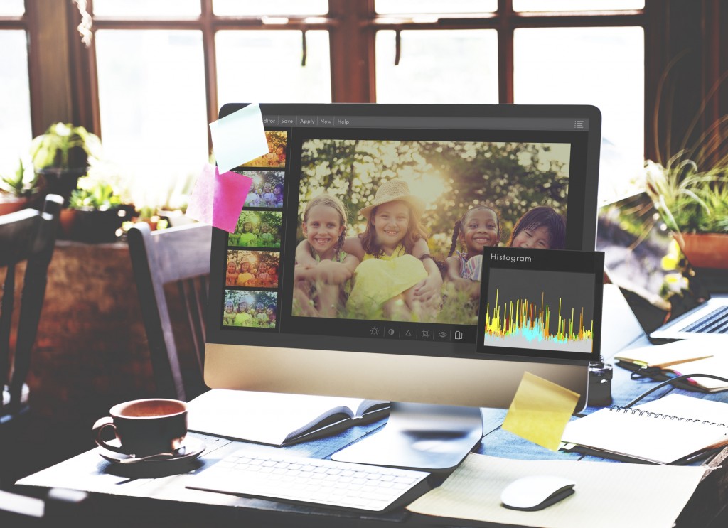 Photo Editor Histogram Setting Concept